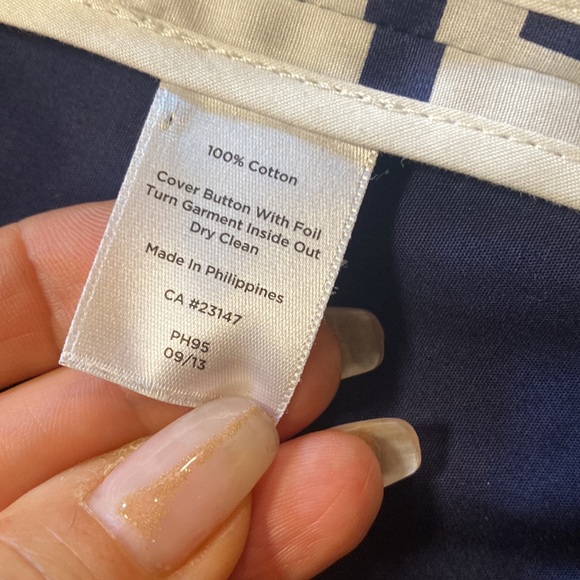 Raincoat Talbots , size 4 (M) , very stylish and comfortable . - Picture 4 of 7